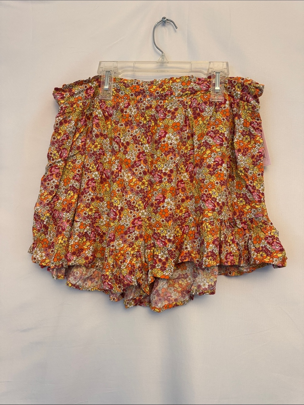 Floral Smocked Waist Ruffle Flowy Shorts Women’s Size L